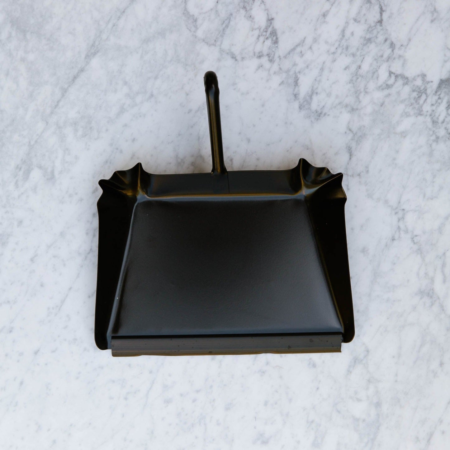 DUSTPAN